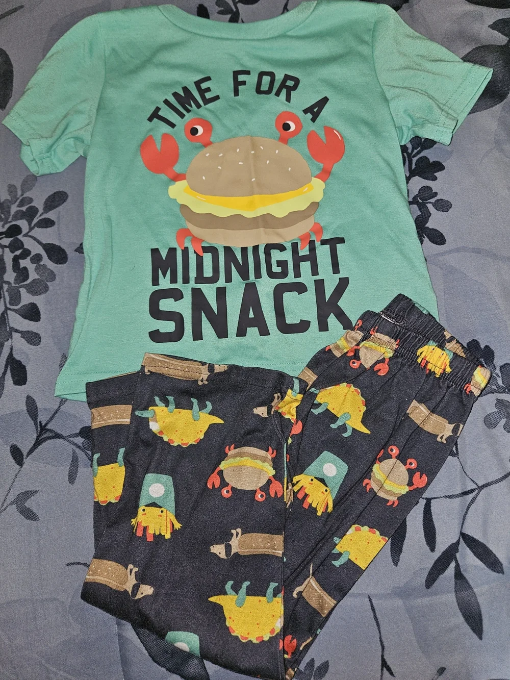 Carter's Kids' Green 'Midnight Snack' Pajama Set 5T